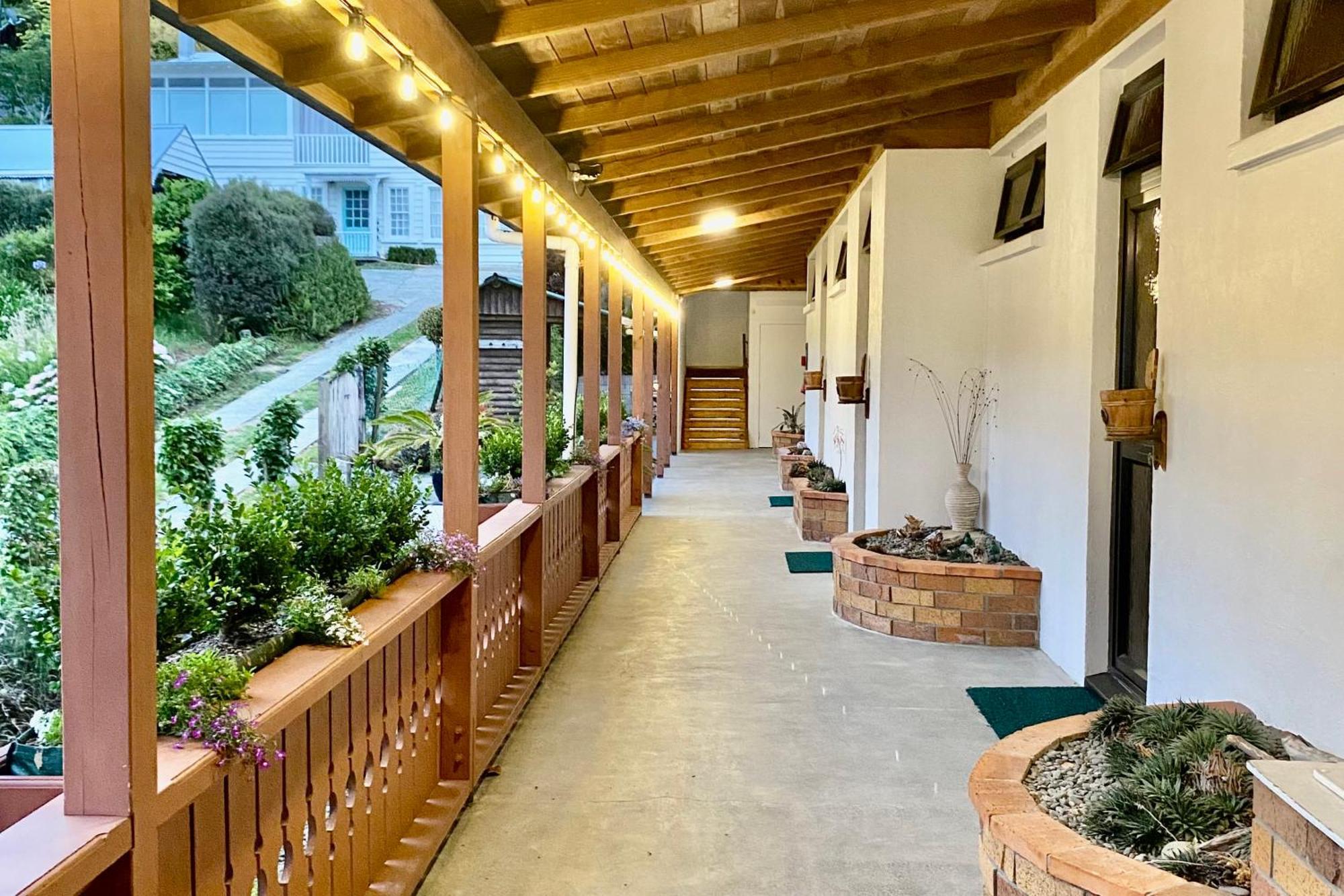 The Swiss Chalet Holiday Apartment 5, Bay Of Islands 派西亚 外观 照片